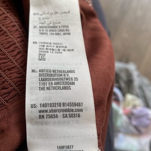 🌟bundle only🌟 Abercrombie and fitch blouse - Picture 6 of 6
